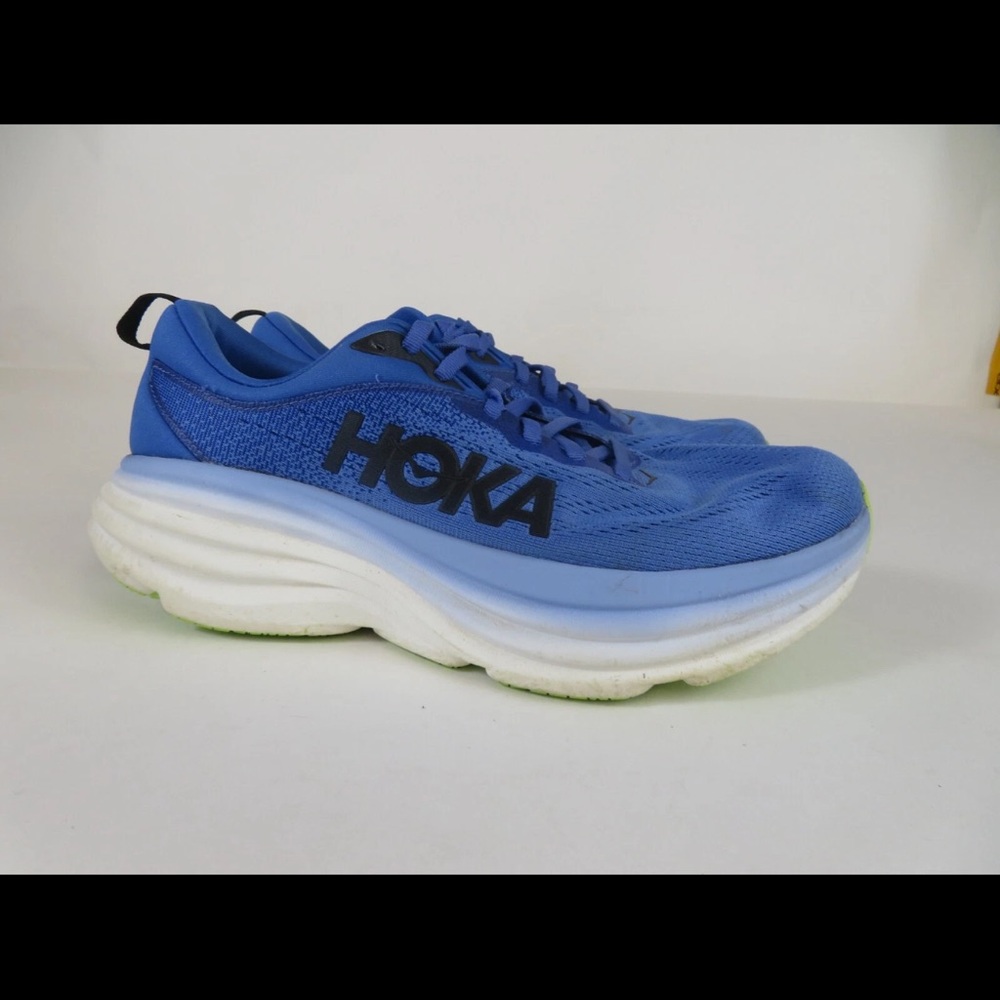 Womens Hoka Bondi 8 size 9.5